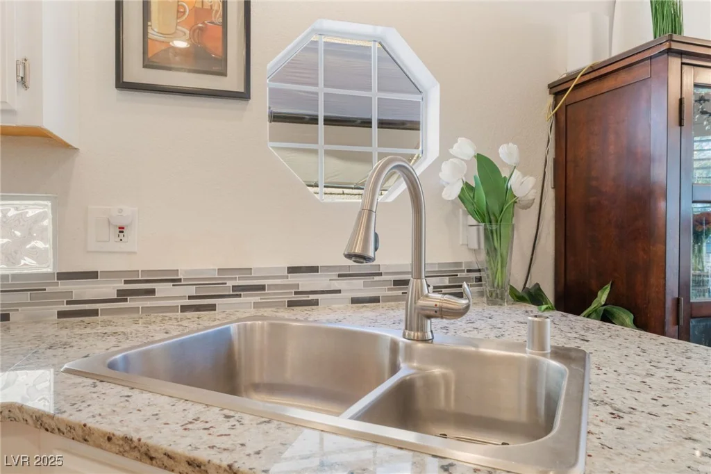 3040 Ocean Port, Las Vegas, NV 89117