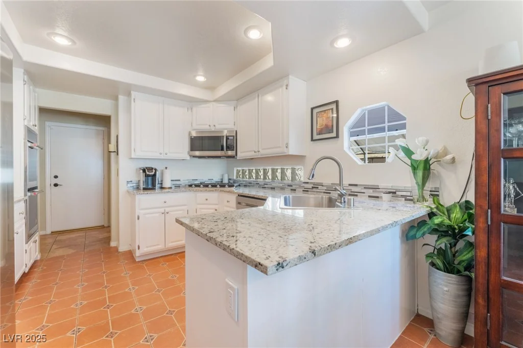3040 Ocean Port, Las Vegas, NV 89117