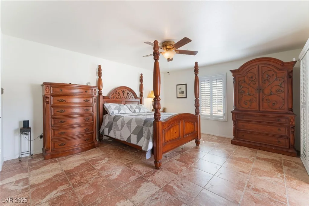 3040 Ocean Port, Las Vegas, NV 89117