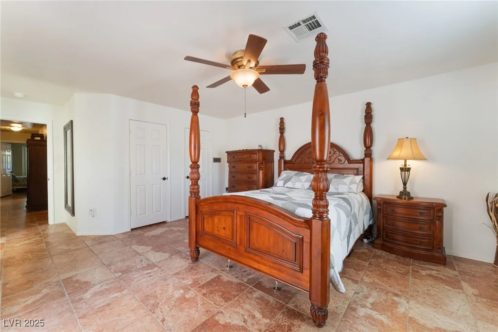 3040 Ocean Port, Las Vegas, NV 89117