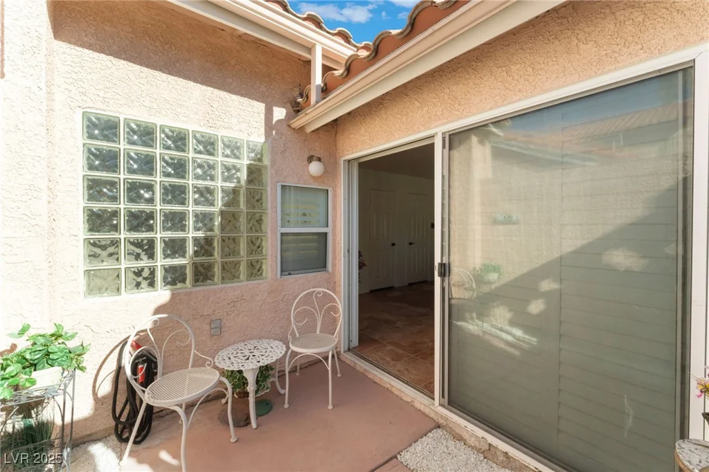 3040 Ocean Port, Las Vegas, NV 89117