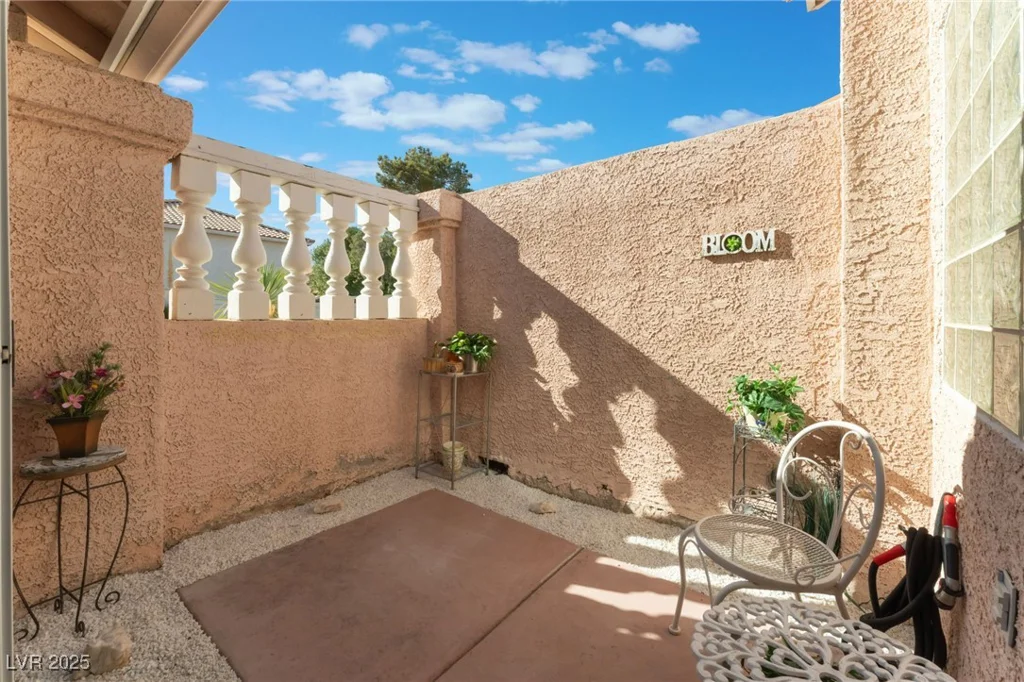 3040 Ocean Port, Las Vegas, NV 89117