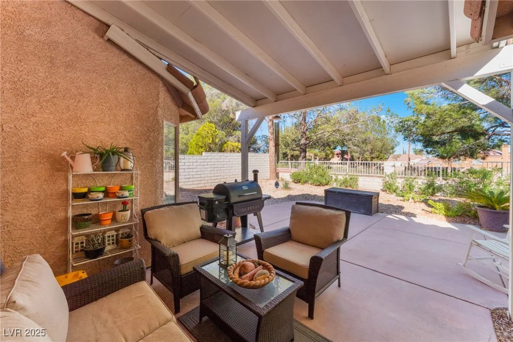 3040 Ocean Port, Las Vegas, NV 89117