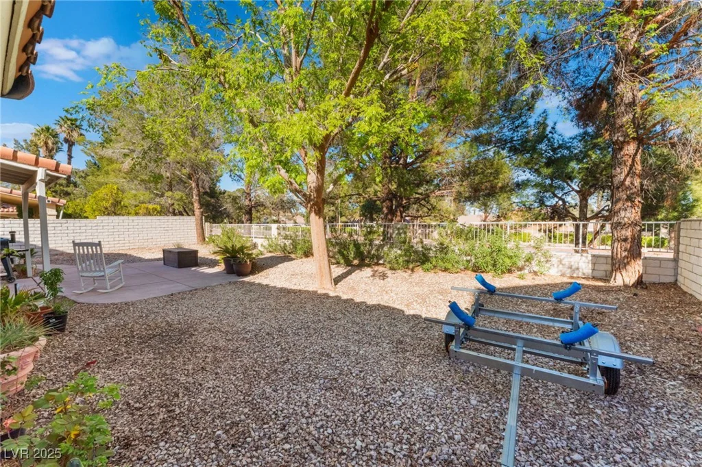 3040 Ocean Port, Las Vegas, NV 89117