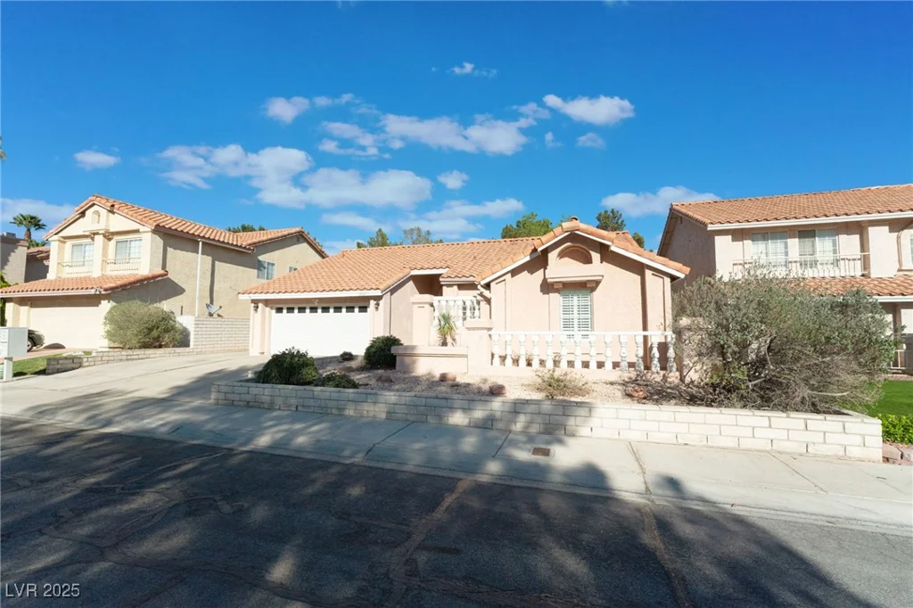 3040 Ocean Port, Las Vegas, NV 89117