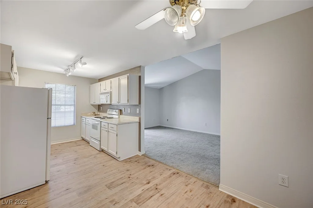 231 Horizon Ridge, Henderson, NV 89012