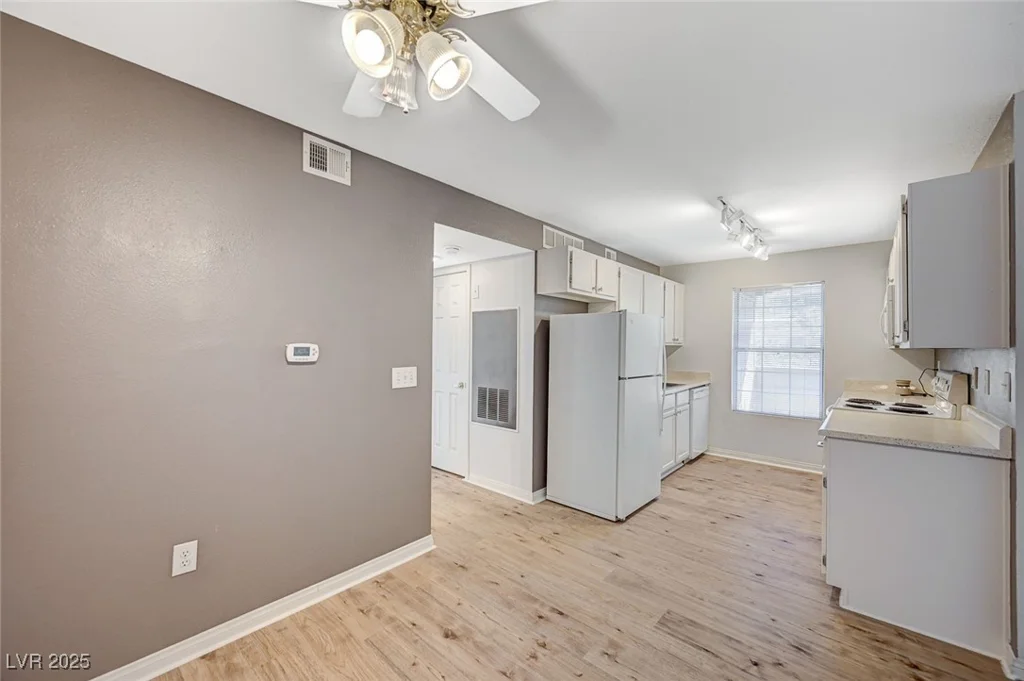231 Horizon Ridge, Henderson, NV 89012