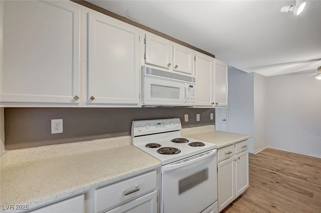 231 Horizon Ridge, Henderson, NV 89012