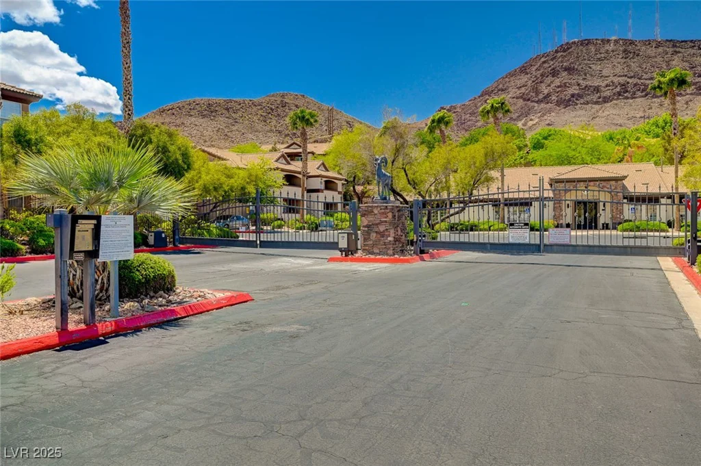 231 Horizon Ridge, Henderson, NV 89012