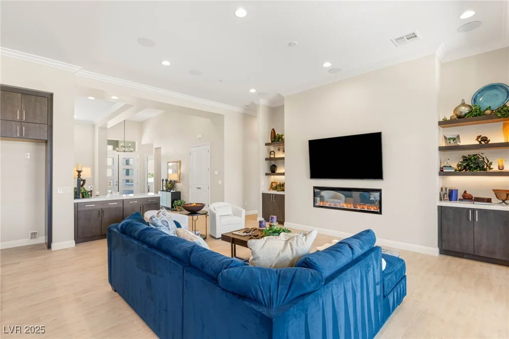5719 Christian Creek, Las Vegas, NV 89149