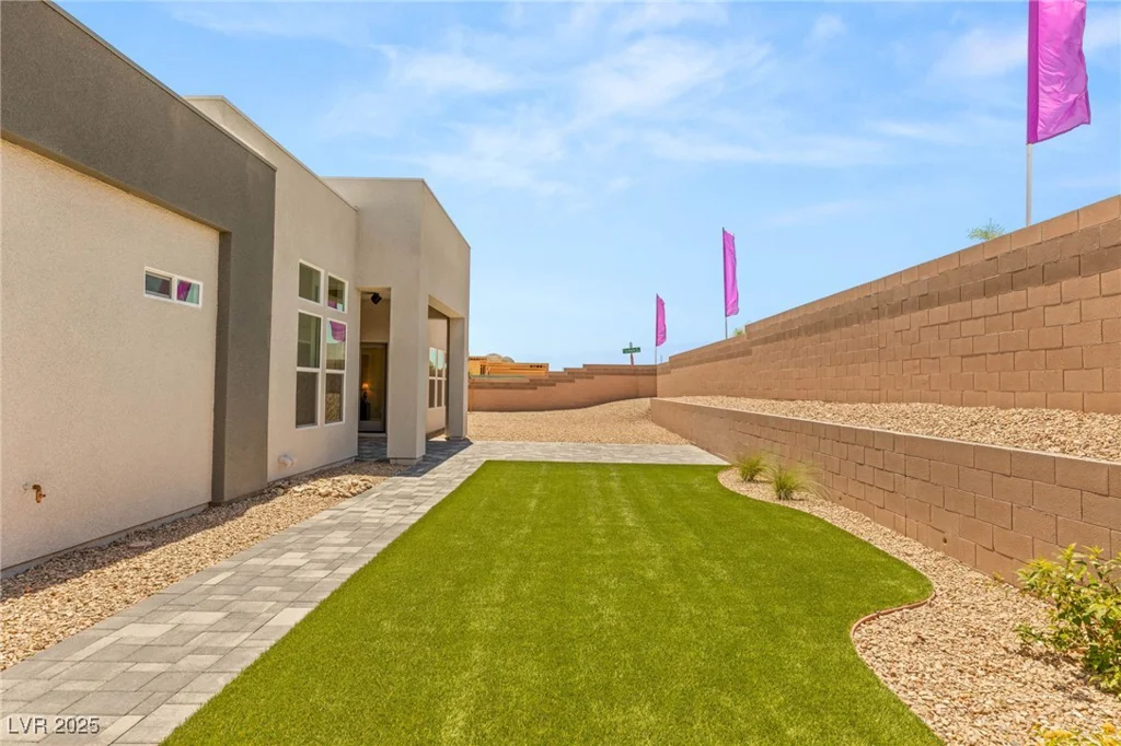 5719 Christian Creek, Las Vegas, NV 89149