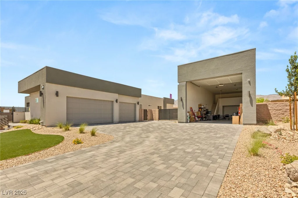 5719 Christian Creek, Las Vegas, NV 89149