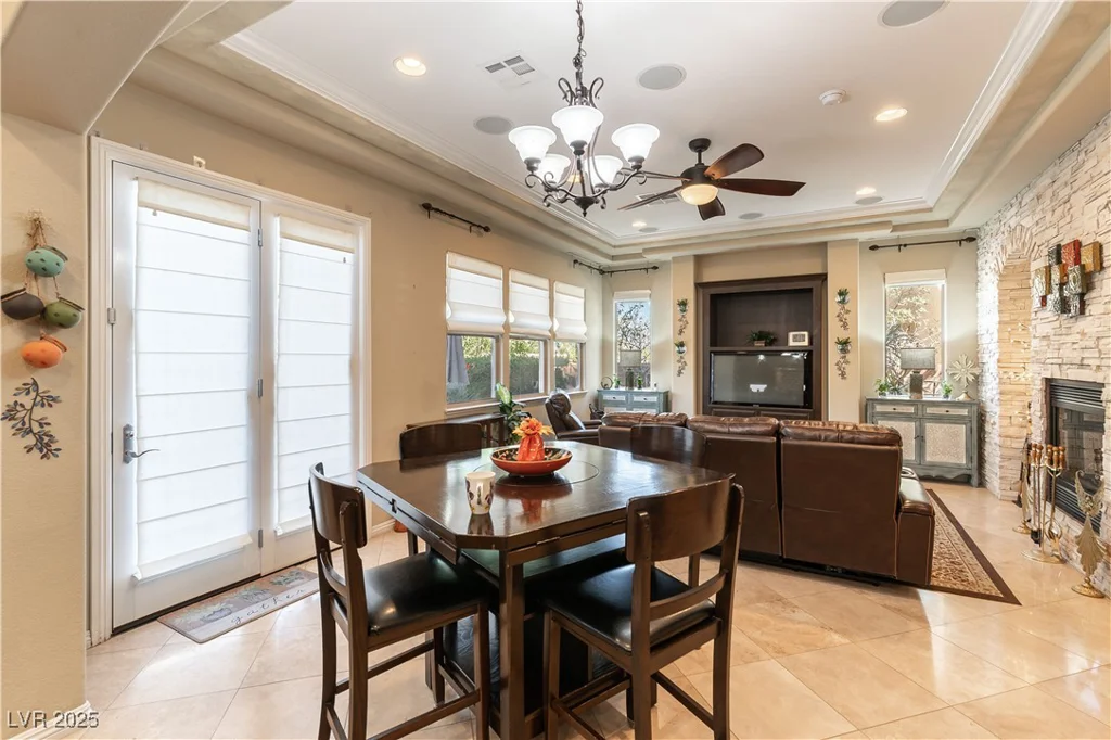 1013 Baronet, Las Vegas, NV 89138