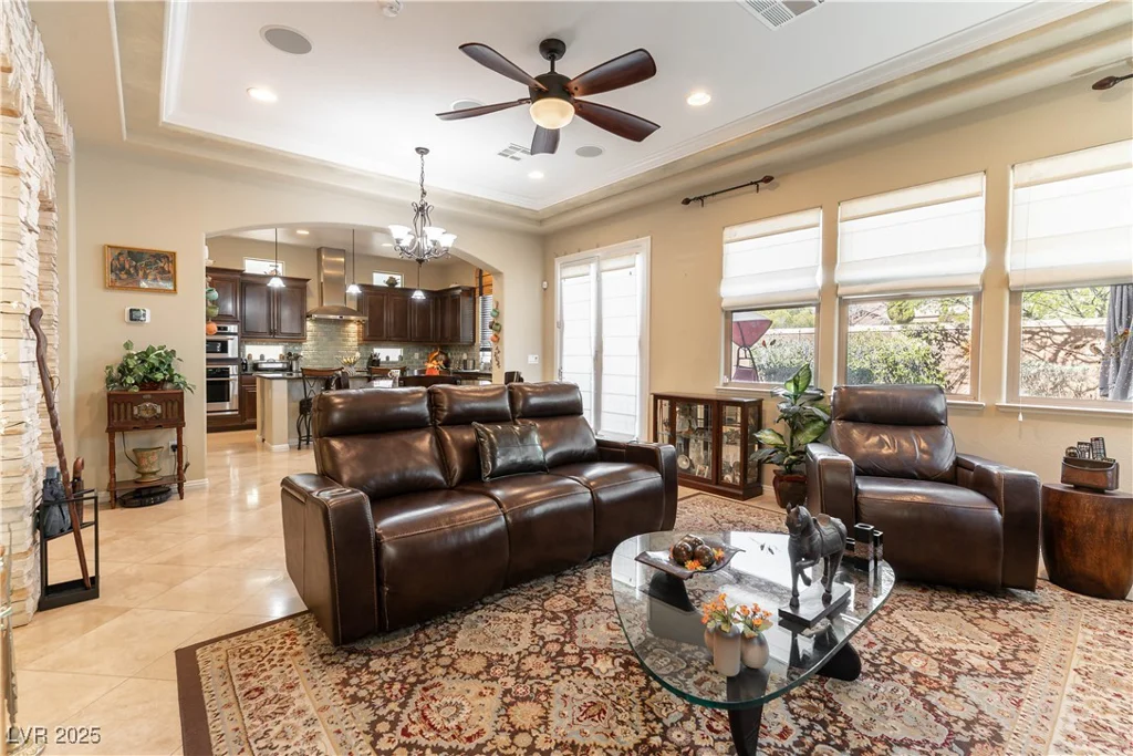 1013 Baronet, Las Vegas, NV 89138