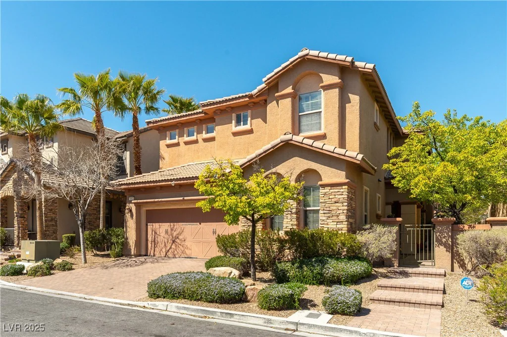 1013 Baronet, Las Vegas, NV 89138