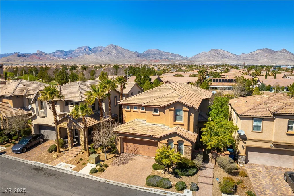 1013 Baronet, Las Vegas, NV 89138