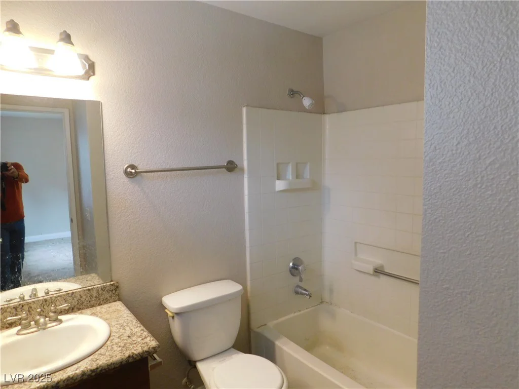 2750 Durango, Las Vegas, NV 89117