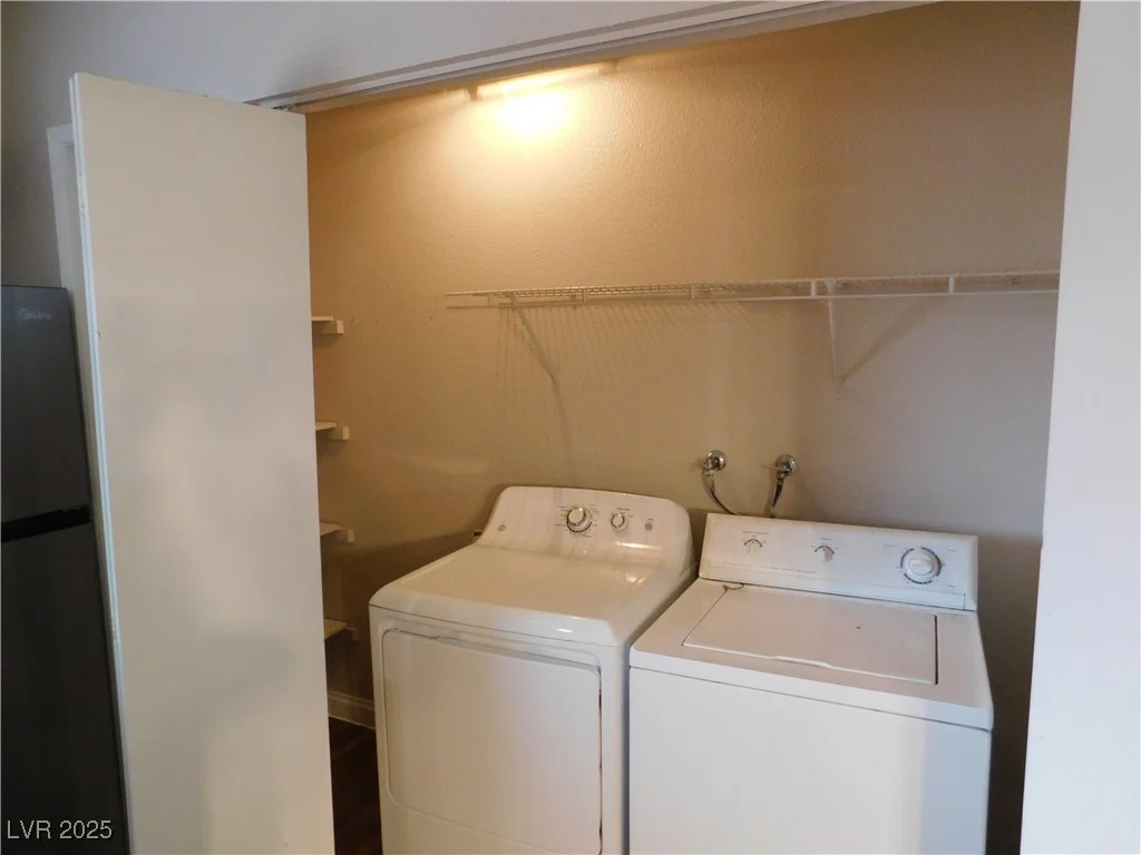 2750 Durango, Las Vegas, NV 89117