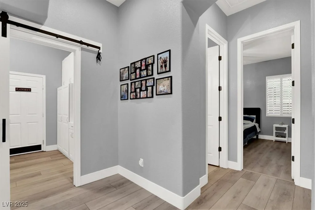 8102 Villa De La Playa, Las Vegas, NV 89131