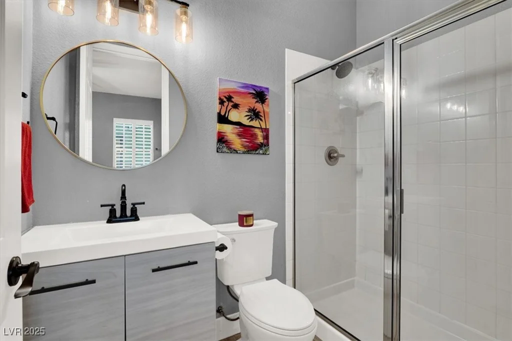 8102 Villa De La Playa, Las Vegas, NV 89131