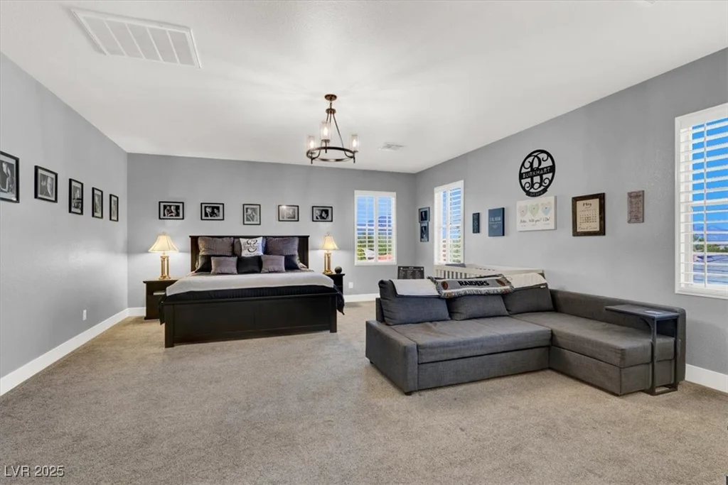 8102 Villa De La Playa, Las Vegas, NV 89131