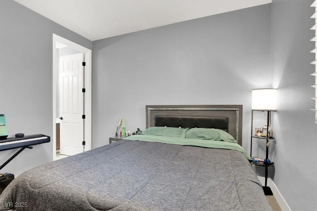 8102 Villa De La Playa, Las Vegas, NV 89131