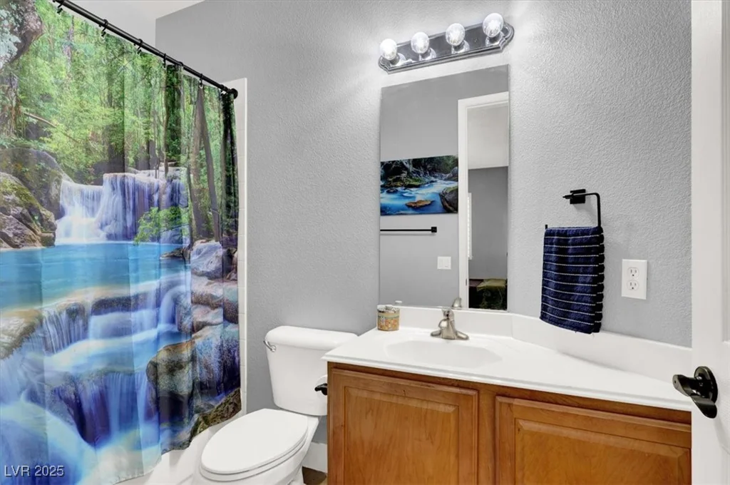 8102 Villa De La Playa, Las Vegas, NV 89131