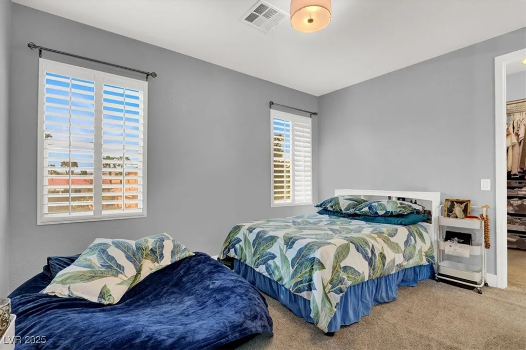 8102 Villa De La Playa, Las Vegas, NV 89131
