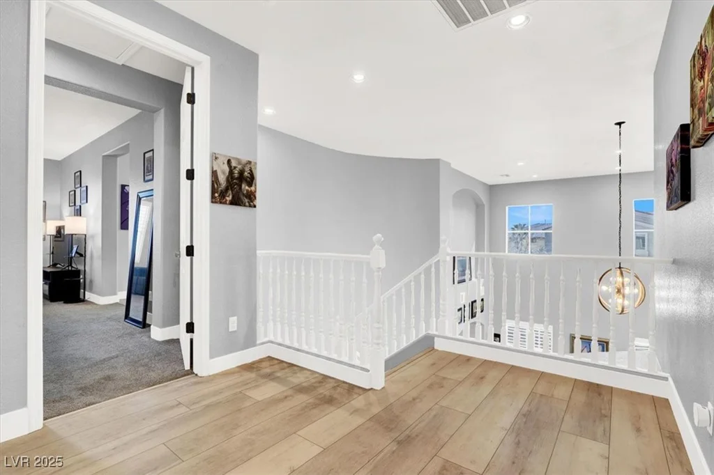 8102 Villa De La Playa, Las Vegas, NV 89131