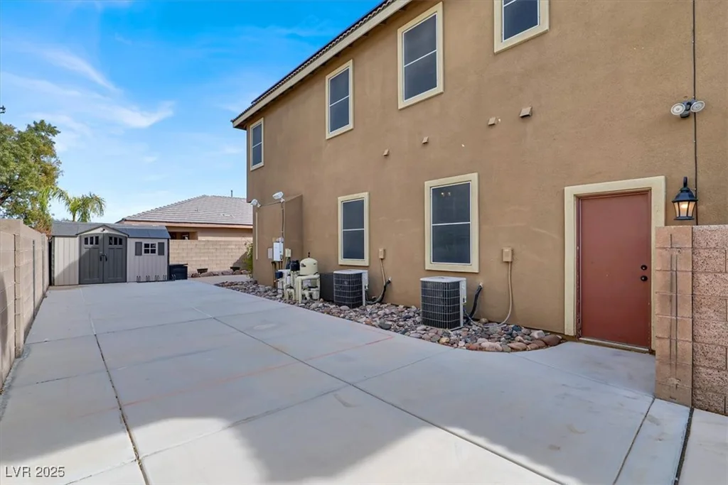 8102 Villa De La Playa, Las Vegas, NV 89131