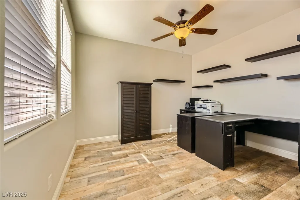 5024 Stone Bay, Las Vegas, NV 89131