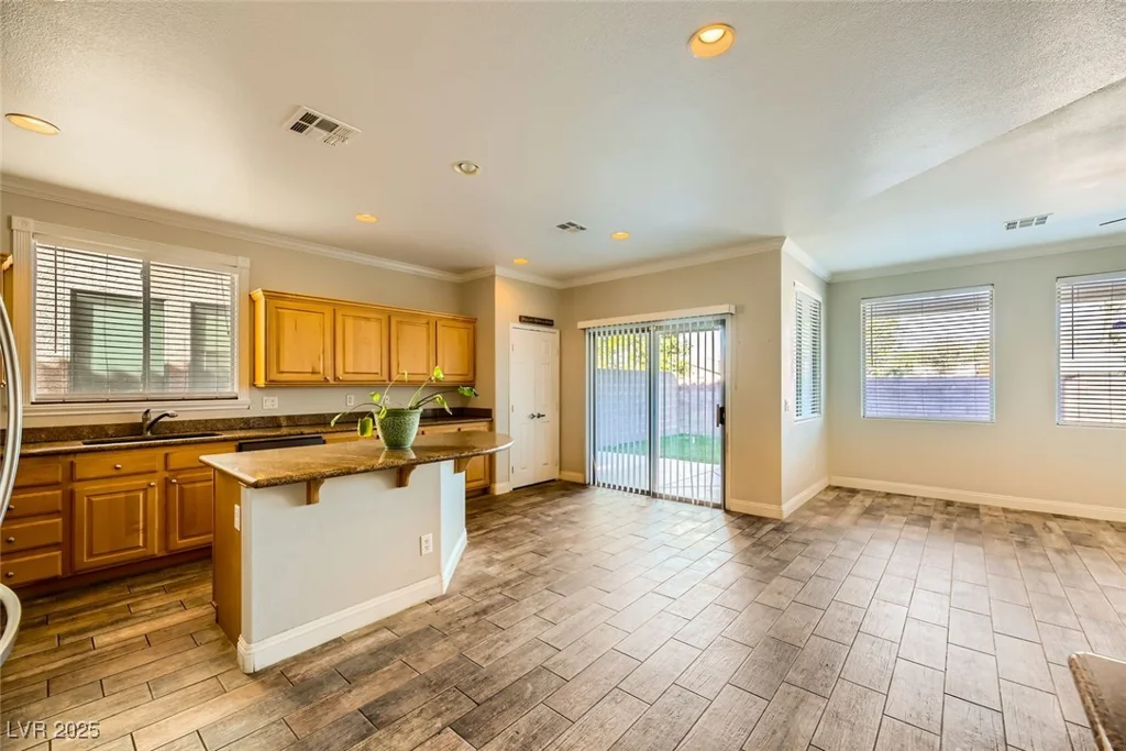 5024 Stone Bay, Las Vegas, NV 89131