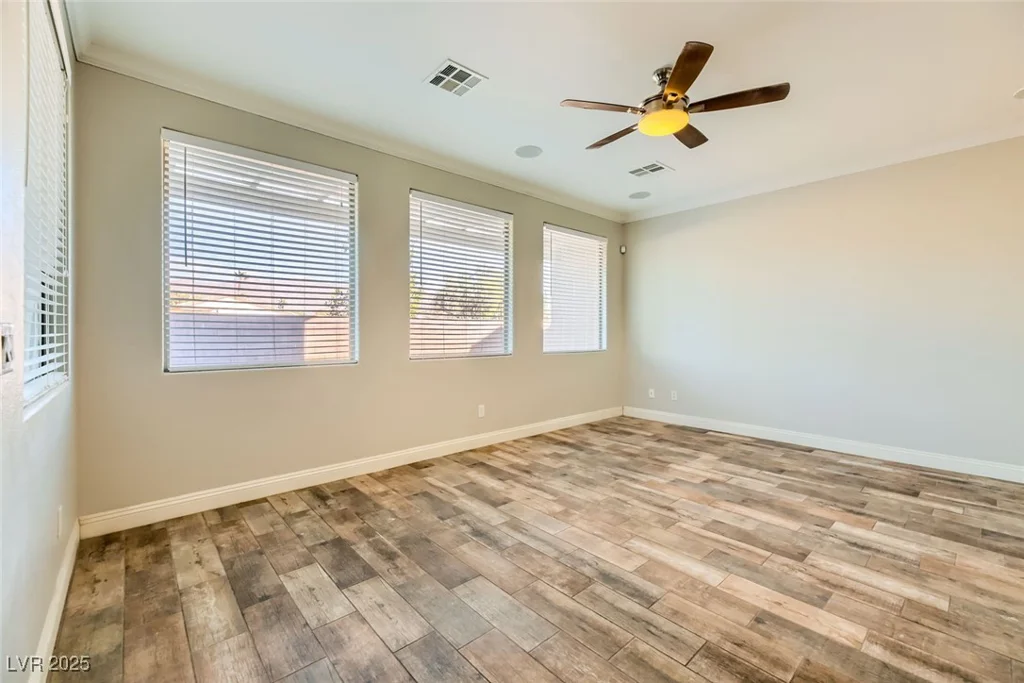 5024 Stone Bay, Las Vegas, NV 89131