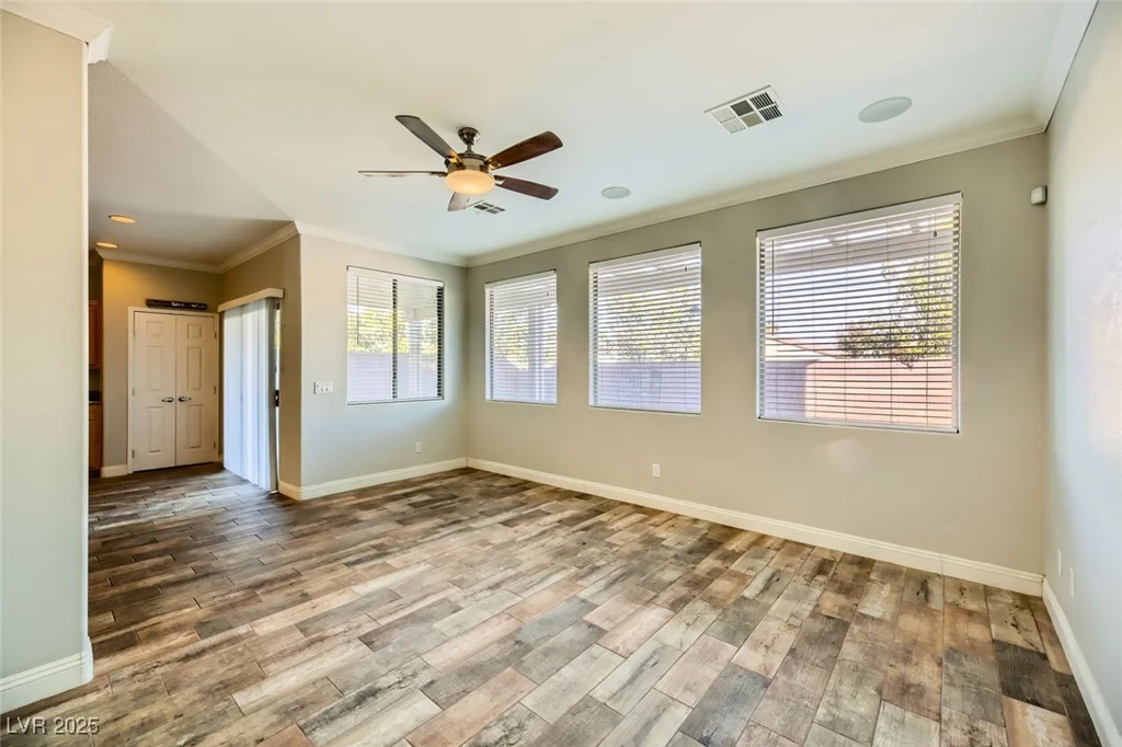 5024 Stone Bay, Las Vegas, NV 89131