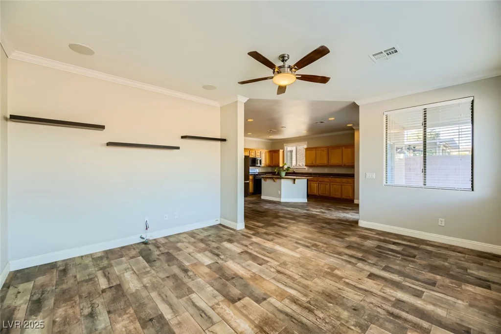 5024 Stone Bay, Las Vegas, NV 89131