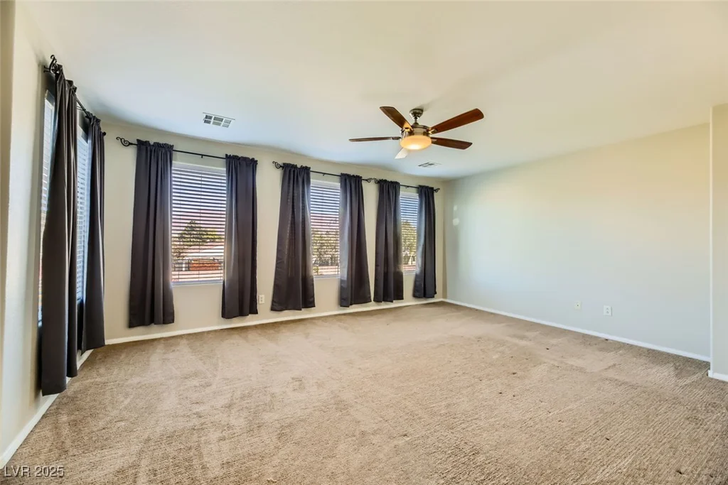 5024 Stone Bay, Las Vegas, NV 89131