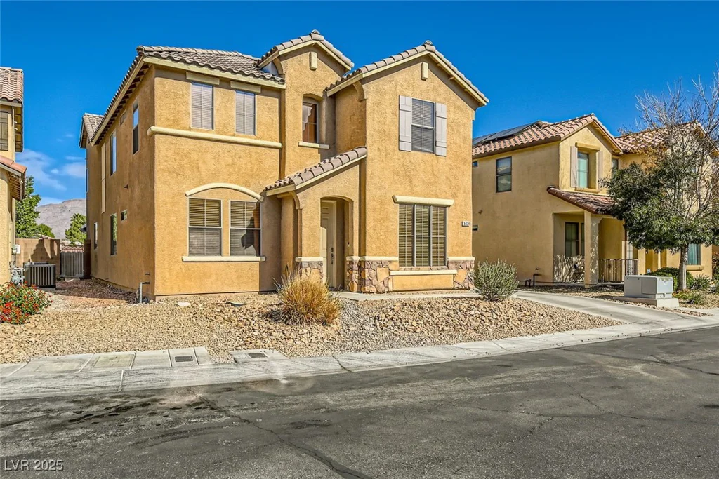 5024 Stone Bay, Las Vegas, NV 89131