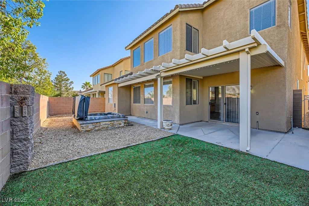 5024 Stone Bay, Las Vegas, NV 89131