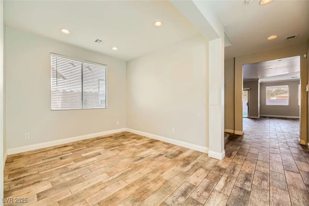 5024 Stone Bay, Las Vegas, NV 89131