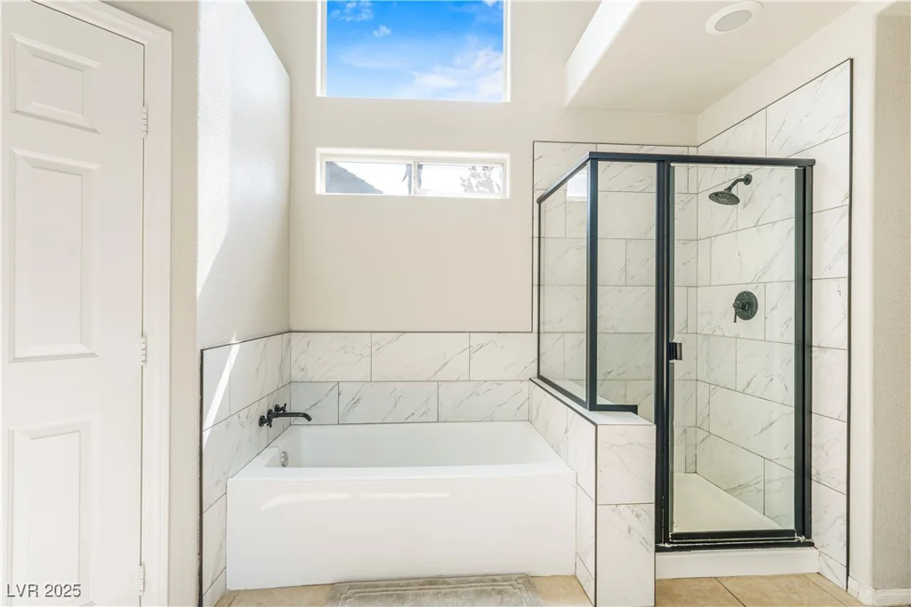 124 Beach Oak, Henderson, NV 89002