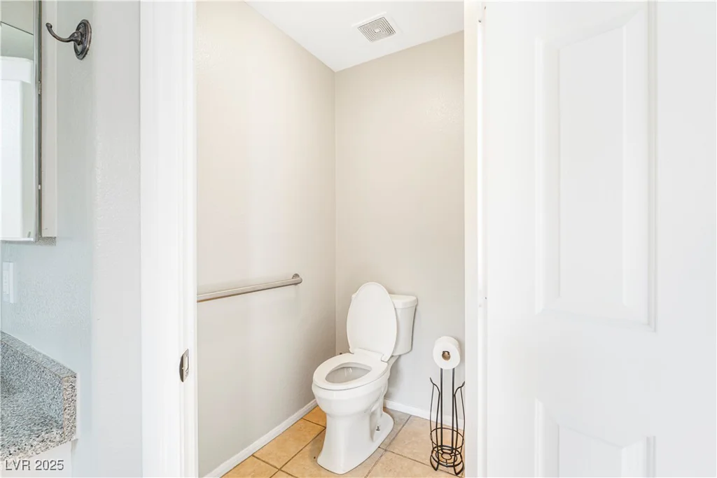 124 Beach Oak, Henderson, NV 89002