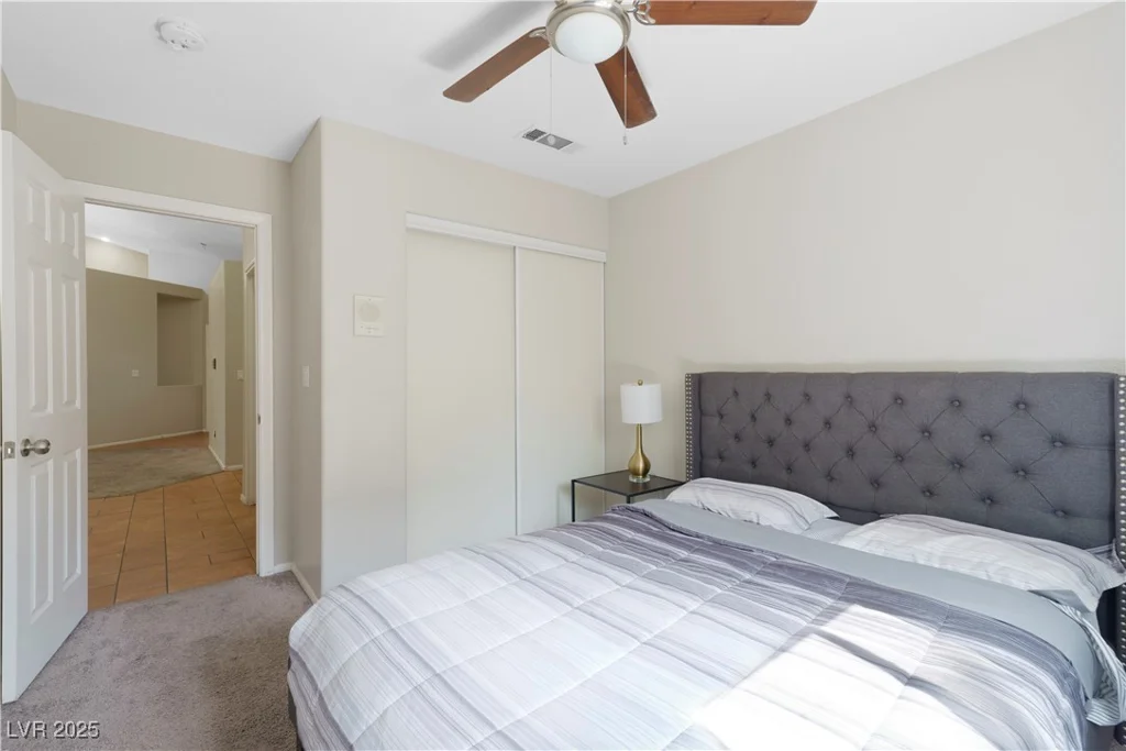 124 Beach Oak, Henderson, NV 89002