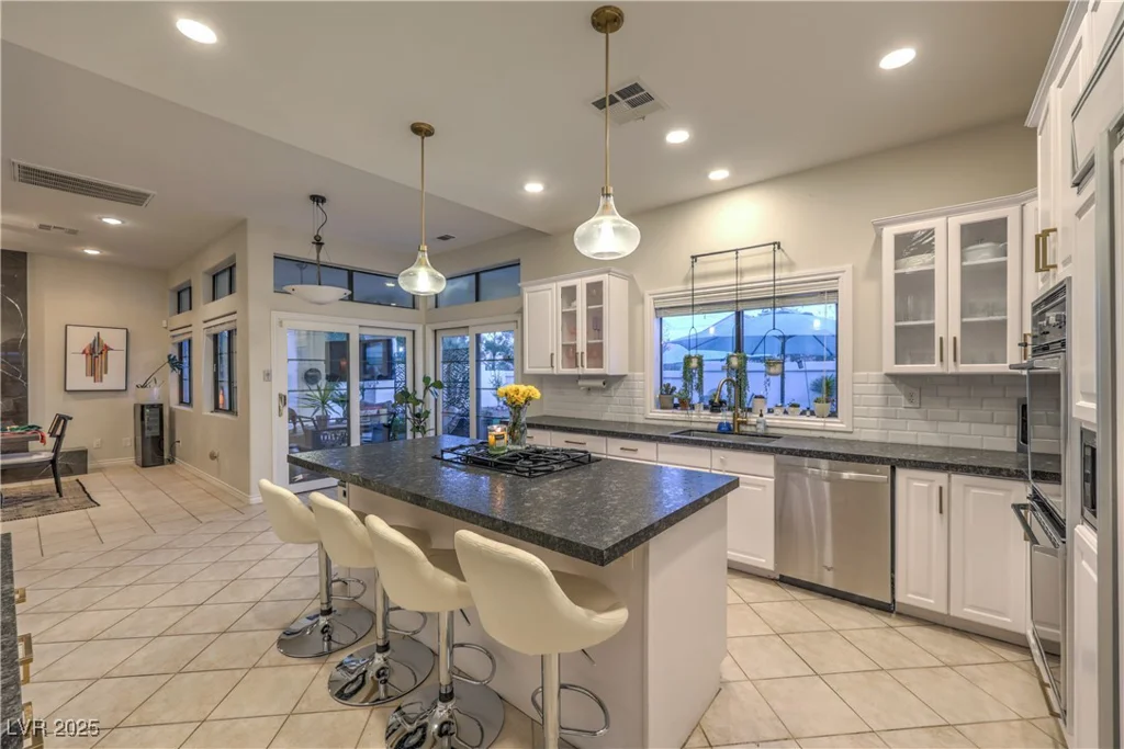 8032 Marbella, Las Vegas, NV 89128