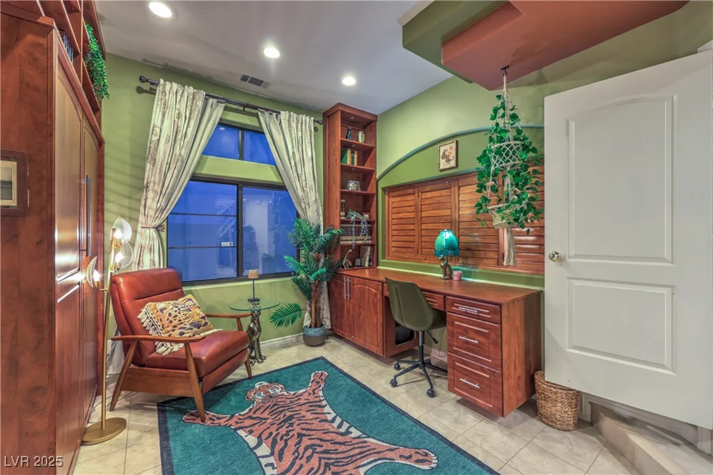 8032 Marbella, Las Vegas, NV 89128
