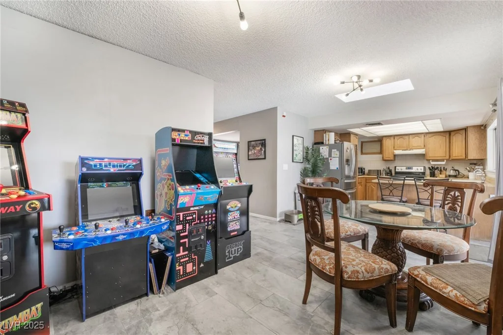 212 Torrey Pines, Las Vegas, NV 89107