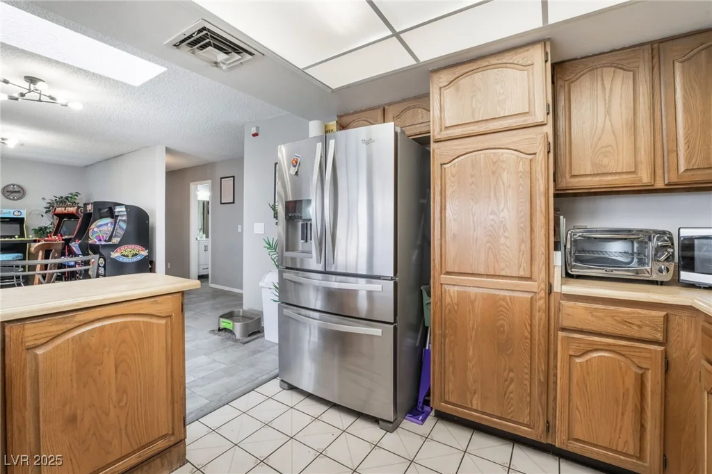 212 Torrey Pines, Las Vegas, NV 89107