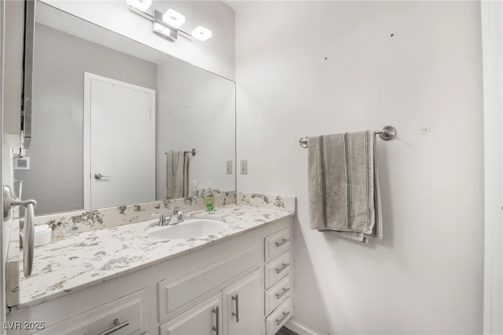 212 Torrey Pines, Las Vegas, NV 89107