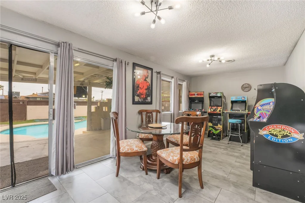 212 Torrey Pines, Las Vegas, NV 89107