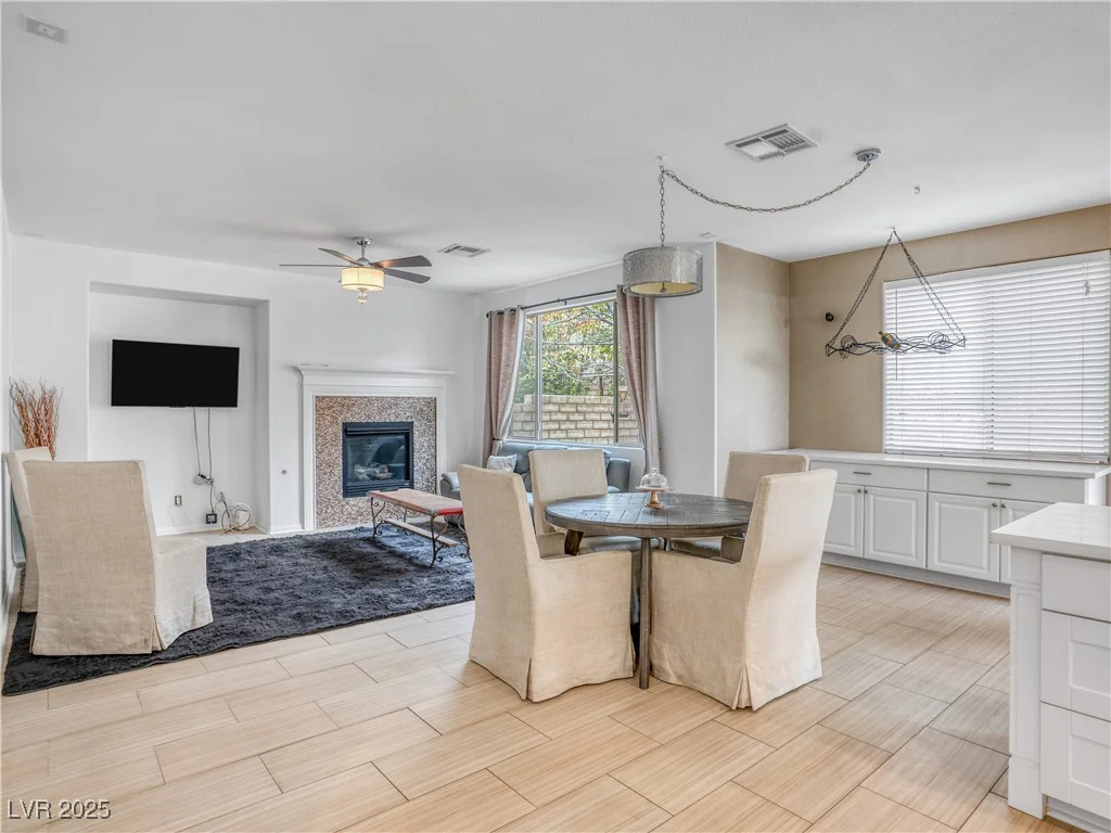 11820 Calle De Sol, Las Vegas, NV 89138