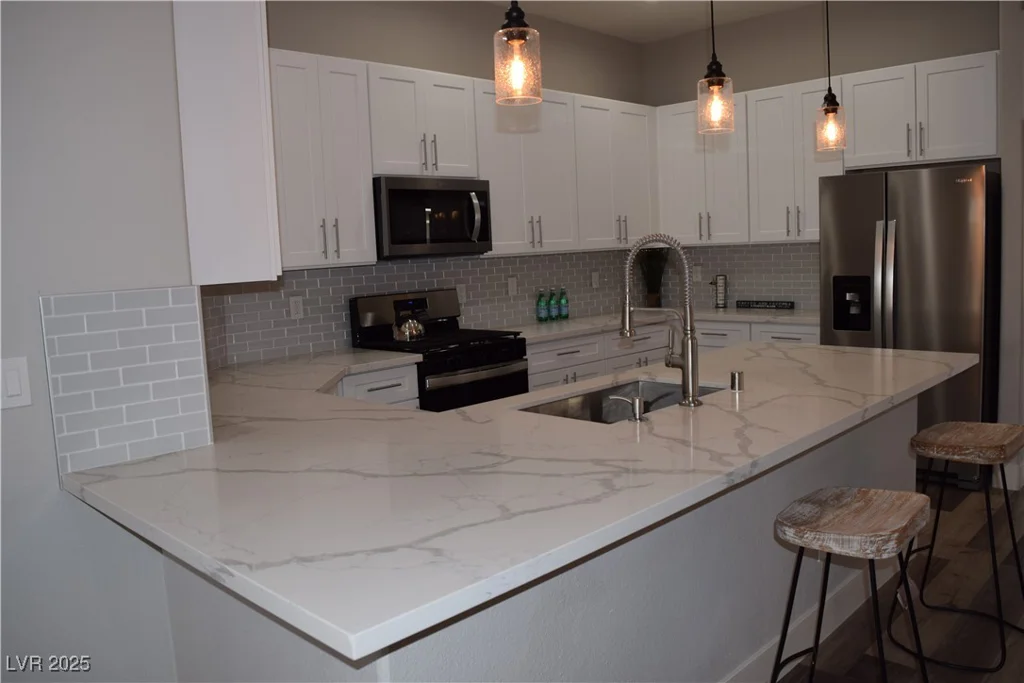 1908 Quail Point, Las Vegas, NV 89117